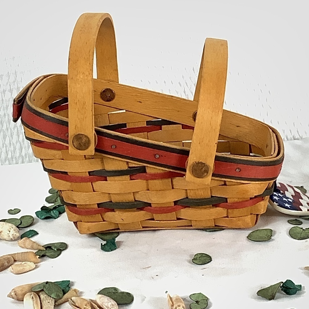 1996 Longaberger Summertime Basket - All American Collection. - Picture 2 of 8
